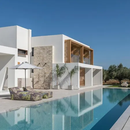 Luxury Brand New 8 Bd Olive Sun, Close To The *